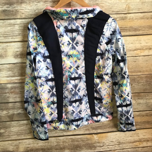 NWT SHIBORI IVIVVA LULULEMON YOUR PURSUIT JACKET - Picture 3 of 8